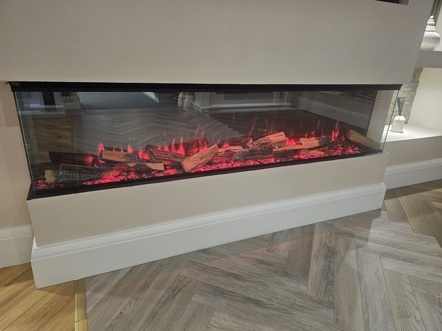 Solus Fireplace