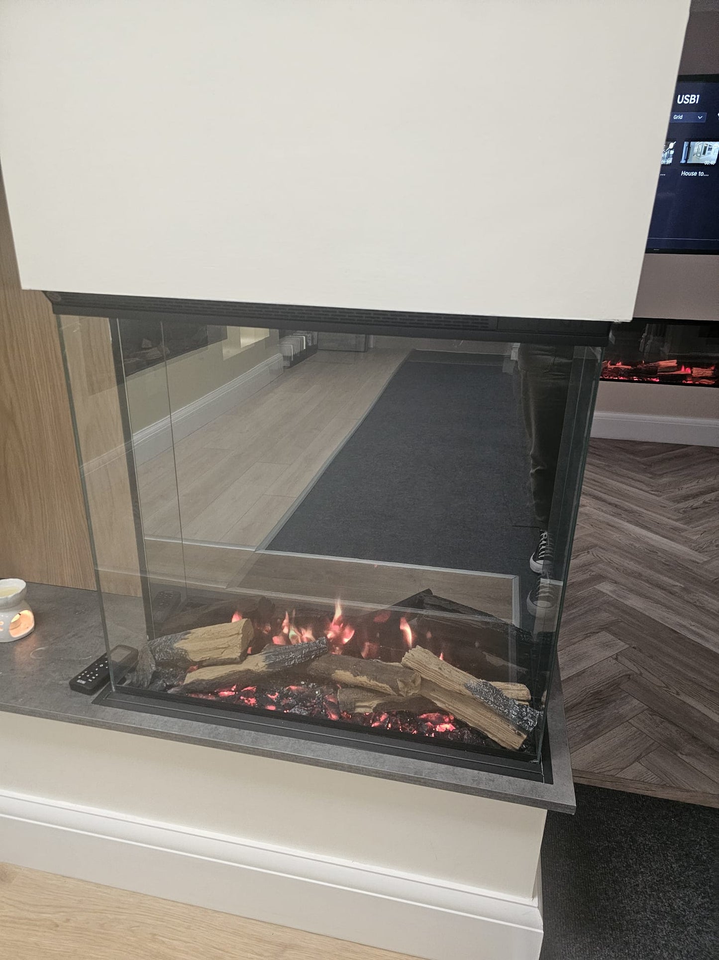 Solus Fireplace